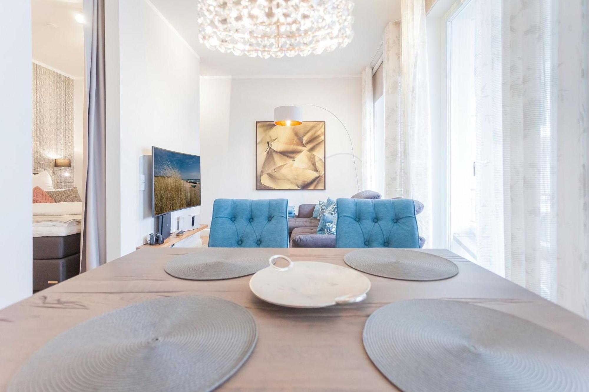 First White Pearl Apartamento Sellin  Exterior foto