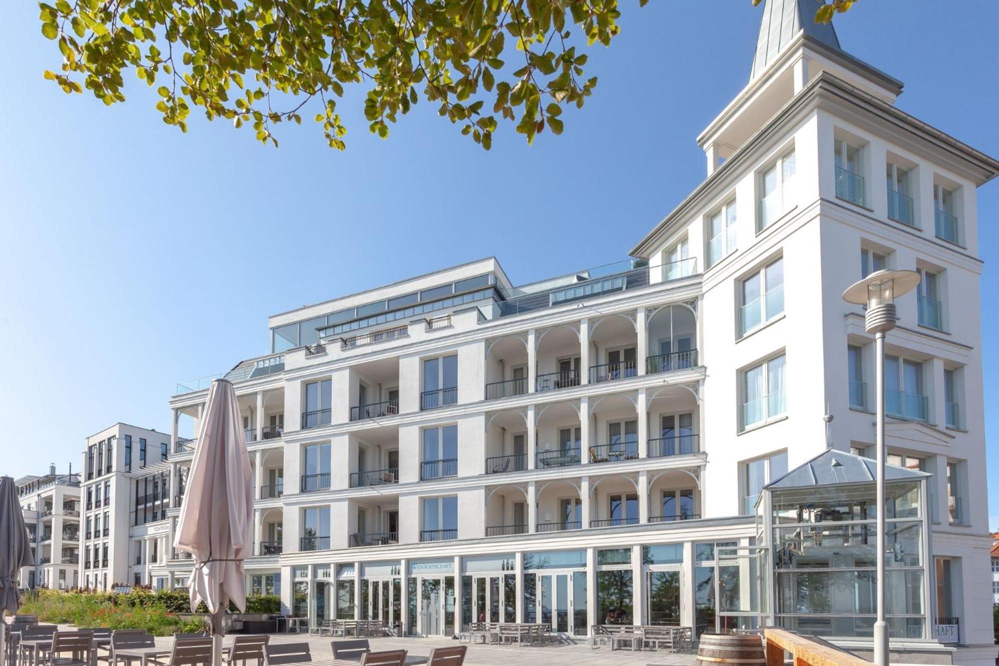 First White Pearl Apartamento Sellin  Exterior foto